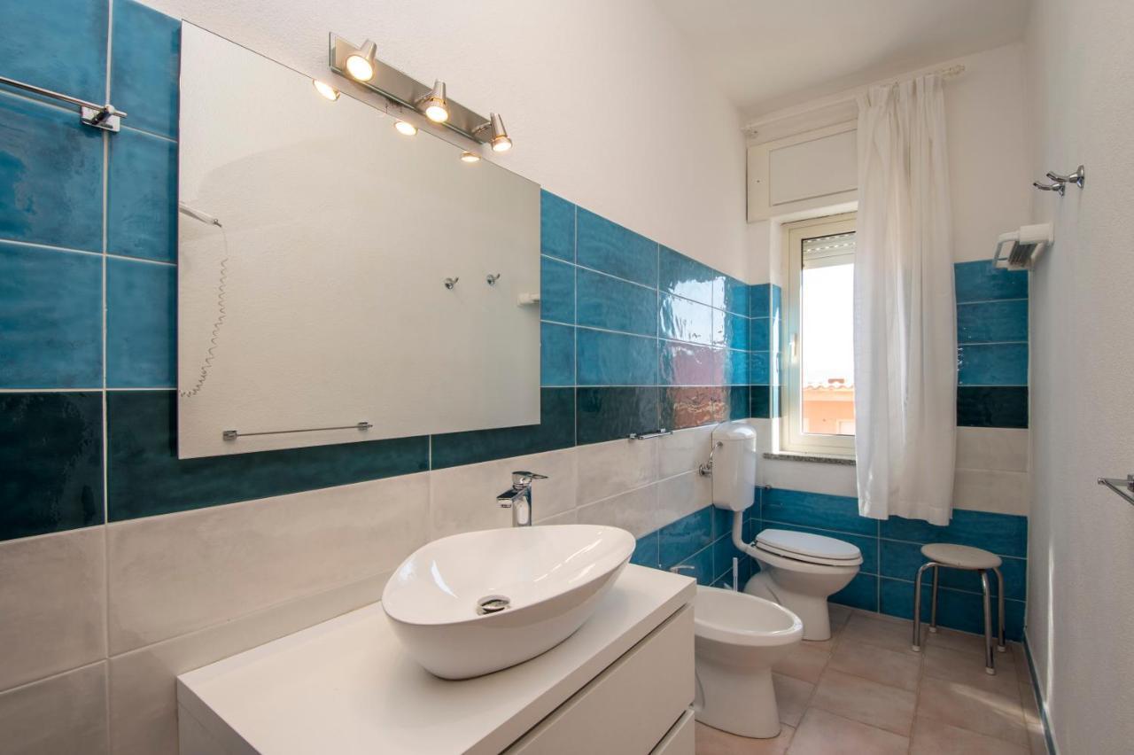 A.I.R. Hotel Gabbiano Isola Rossa  Exterior photo