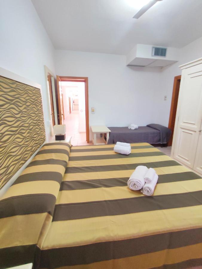 A.I.R. Hotel Gabbiano Isola Rossa  Exterior photo